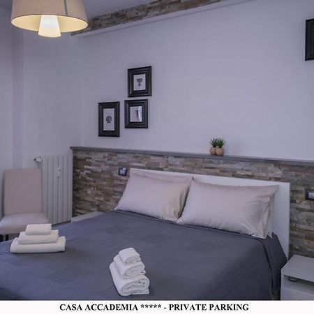 Elegante Casa Accademia ***** - Private Parking Apartamento Livorno Exterior foto
